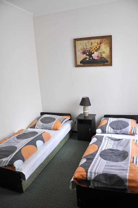 Stary Dwor Bed & Breakfast Zywiec Ngoại thất bức ảnh